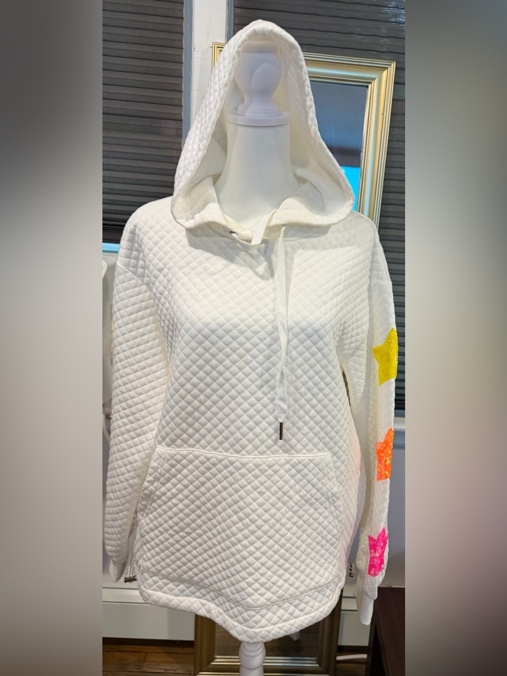 Main Strip White Quilted Hoodie with Sequin Star Detail- Small stain details